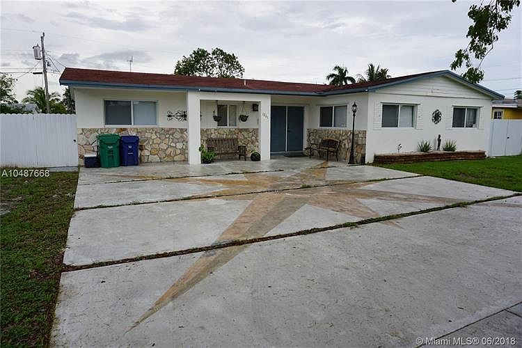 1st image of 1261 NW 196th St