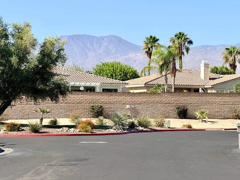 44380 E Sundown Crest Dr — Photo 23