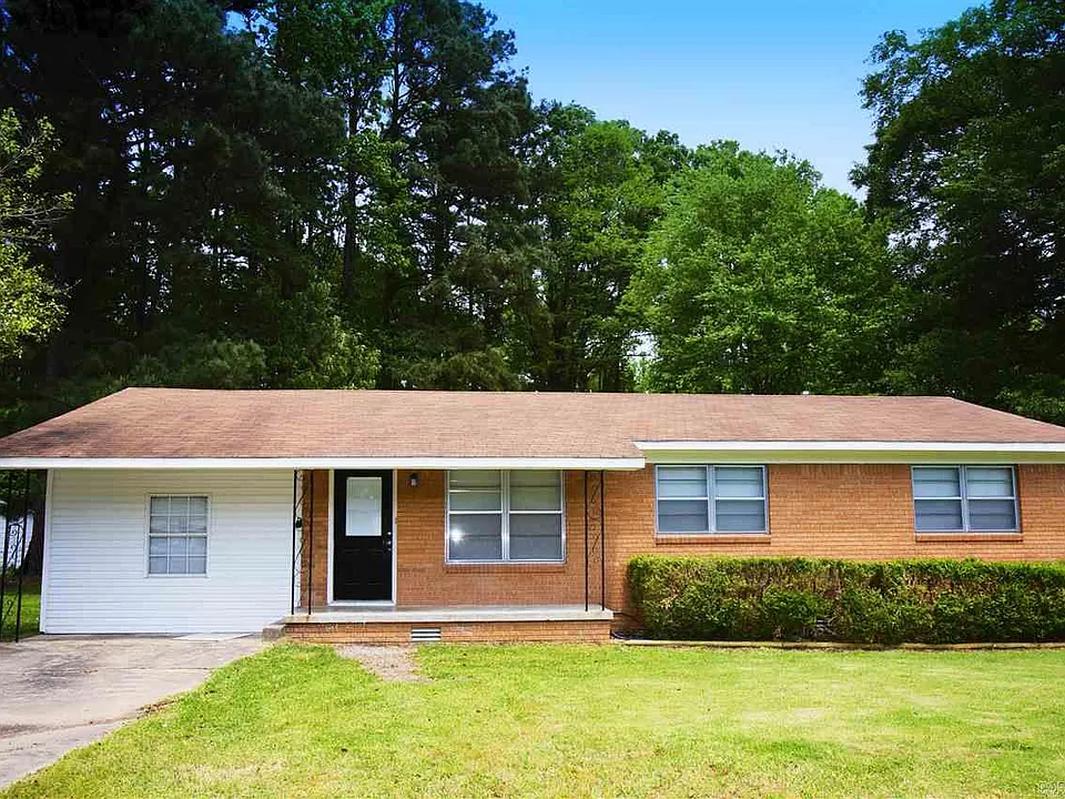 13 Rocco Dr