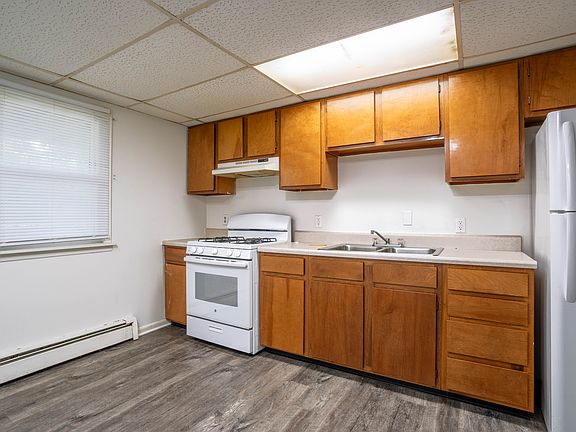 4th image of 10114 Erie Pl Unit 1