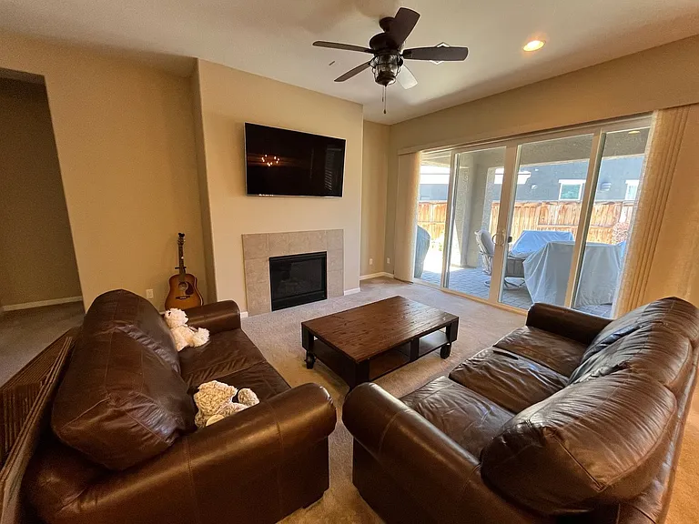 9675 Avitara Way — Photo 23