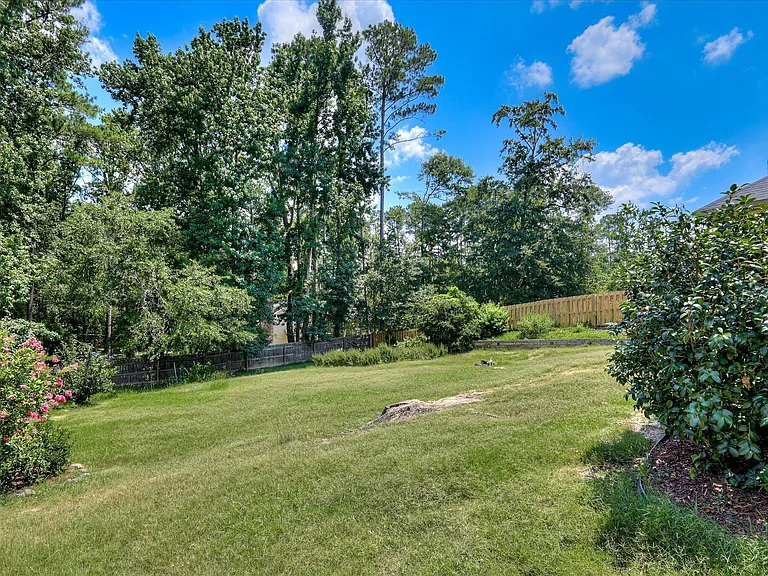 158 Kenilworth Dr — Photo 47