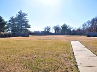 716 Southern Heights Dr, Aurora, MO 65605