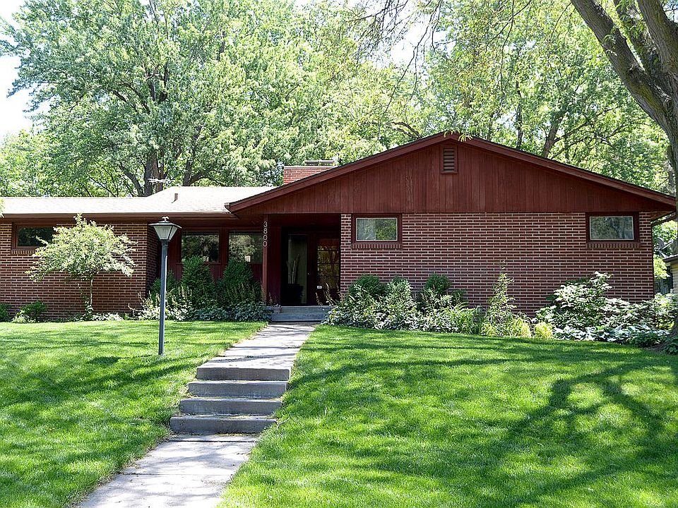 1st image of 3800 S 39th St