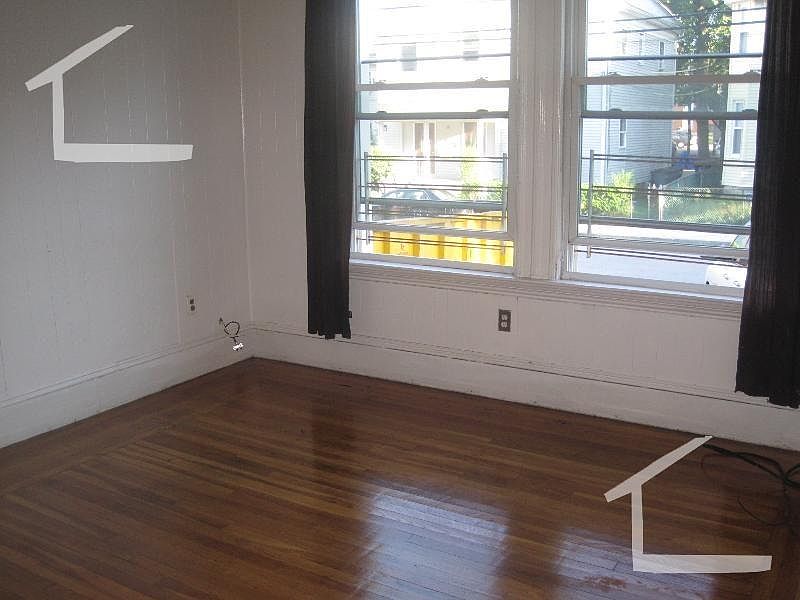 2nd image of 14 Ashford St #3MA