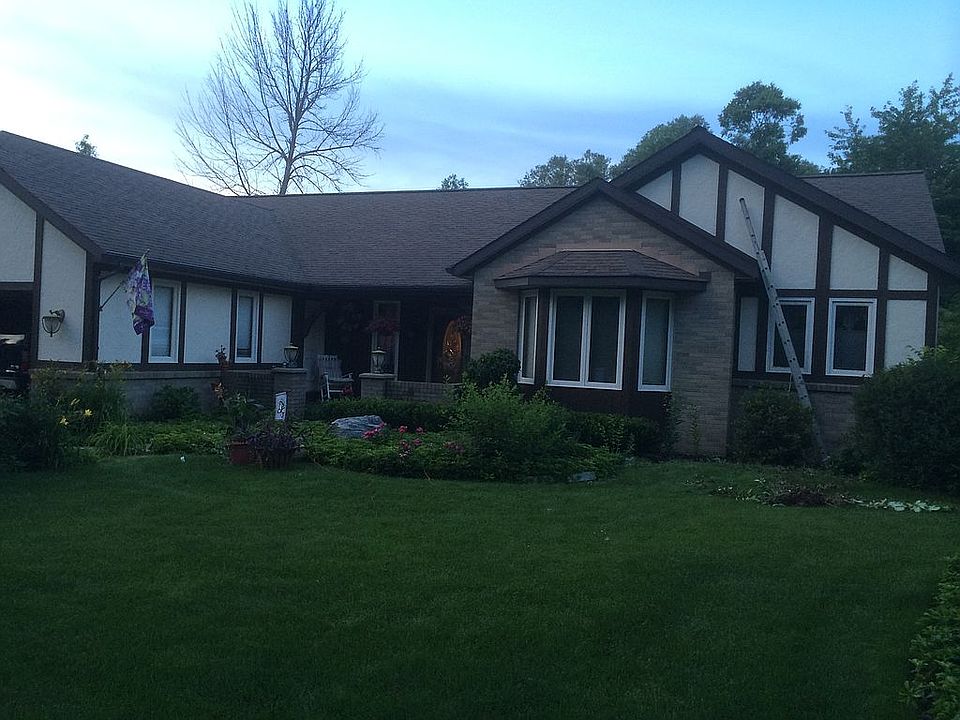 1st image of 760 Eastridge Dr NE