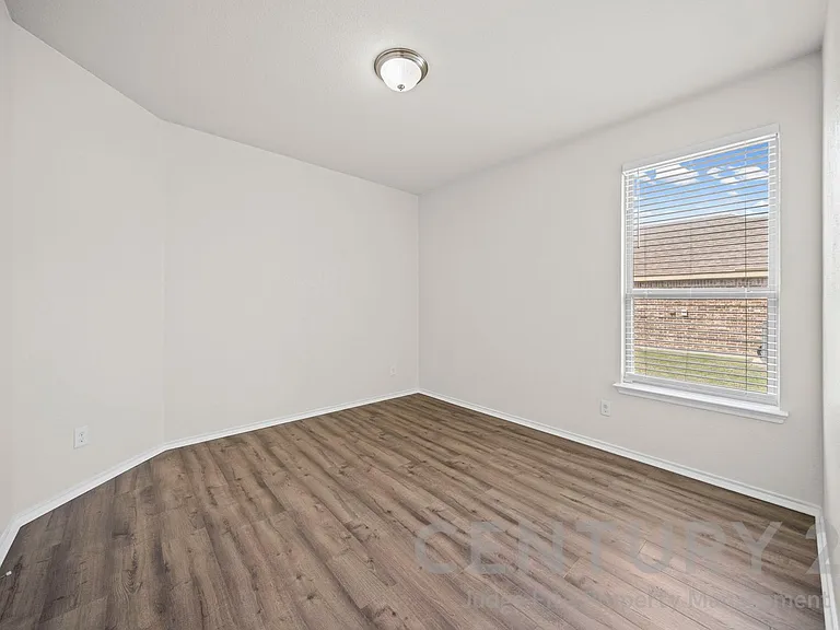 1205 Crest Ridge Dr — Photo 15