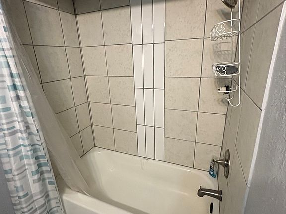 4th image of 3129 Marjorie Ave