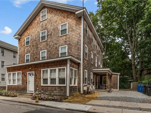 16 Brinley St #6, Newport, RI 02840
