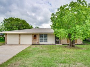 1205 S Benton St, Corsicana, TX 75110