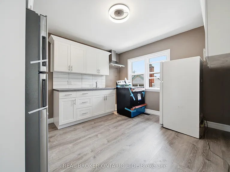 293 Highland Rd E #A — Photo 11