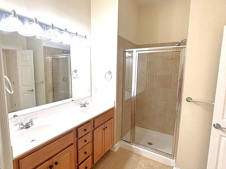 5215 Center St #404 — Photo 14