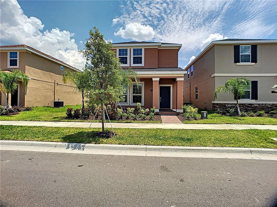 1st image of 11082 Longleaf Woods Dr