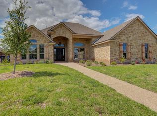 313 Desert Sky Dr, Mc Gregor, TX 76657