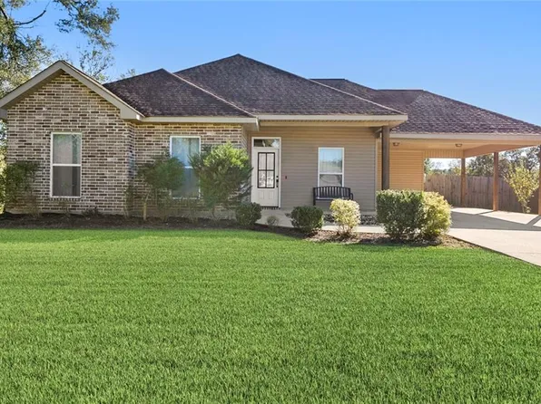 29808 Atlanta Dr, Albany, LA 70711