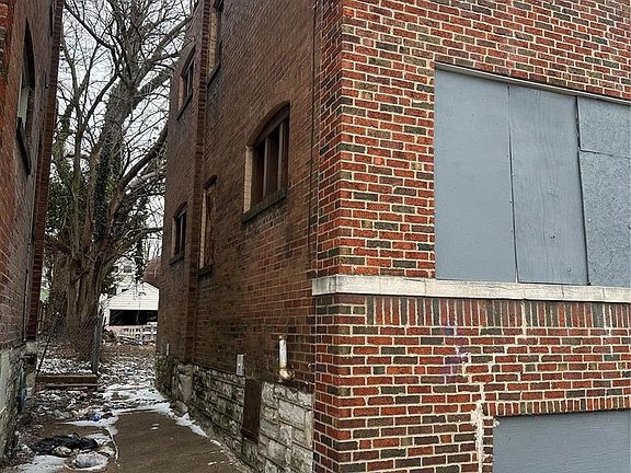 5th image of 3538 Minnesota Ave