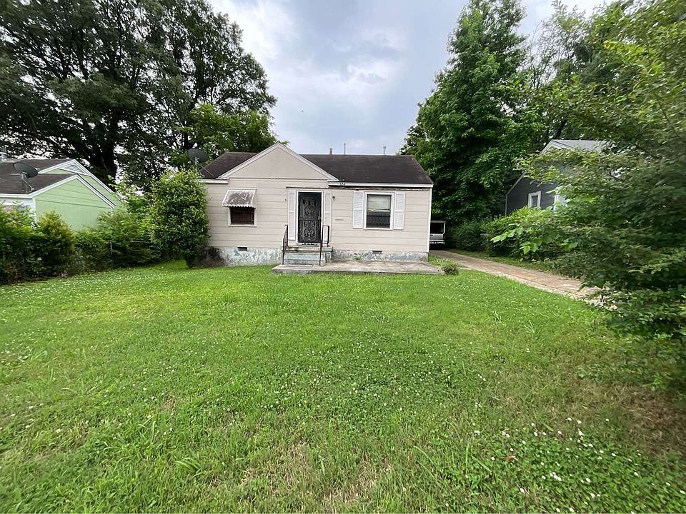 1st image of 483 Rosewood Ave