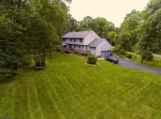 3 Country Ln, Sparta, NJ 07871