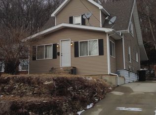 132 Woodrow Dr, East Peoria, IL 61611