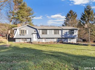 32 Autumn Ridge Road, Milford, CT 06461