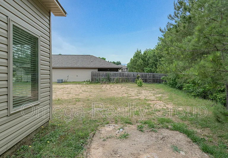 4560 Barretts Trace Blvd — Photo 40