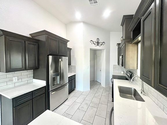 5th image of 8756 E 41st St