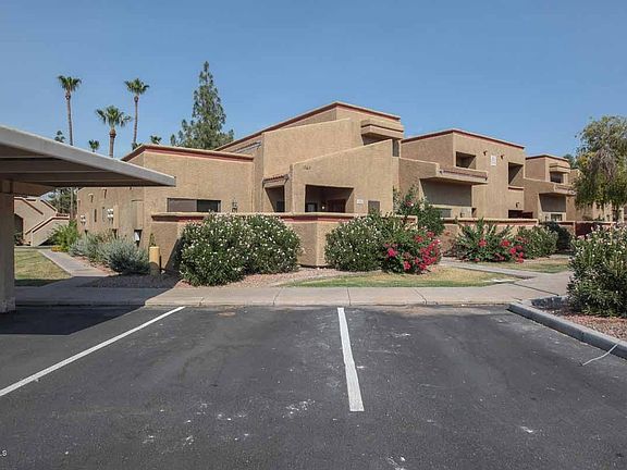 3rd image of 850 S River Dr Unit 1060