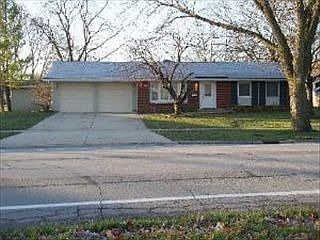 5th image of 721 Cambridge Dr