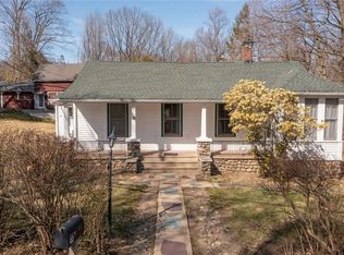 40 Hillside Ave, Airmont, NY 10952