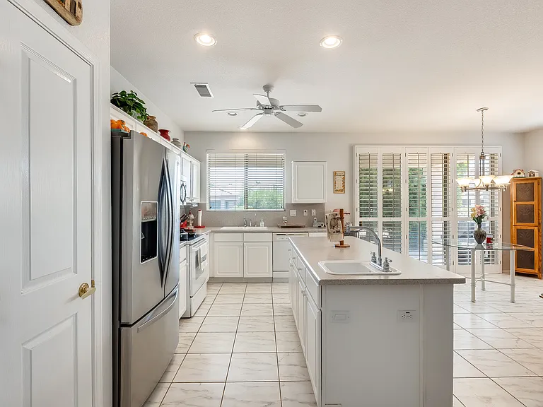 15114 W Alegria Ct — Photo 9