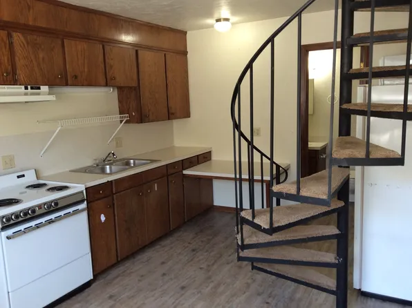 805 N Duncan St #A, Stillwater, OK 74075