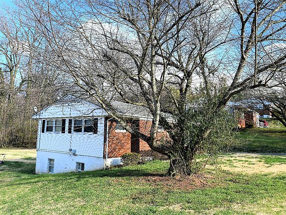 5th image of 1052 Coronado Ln