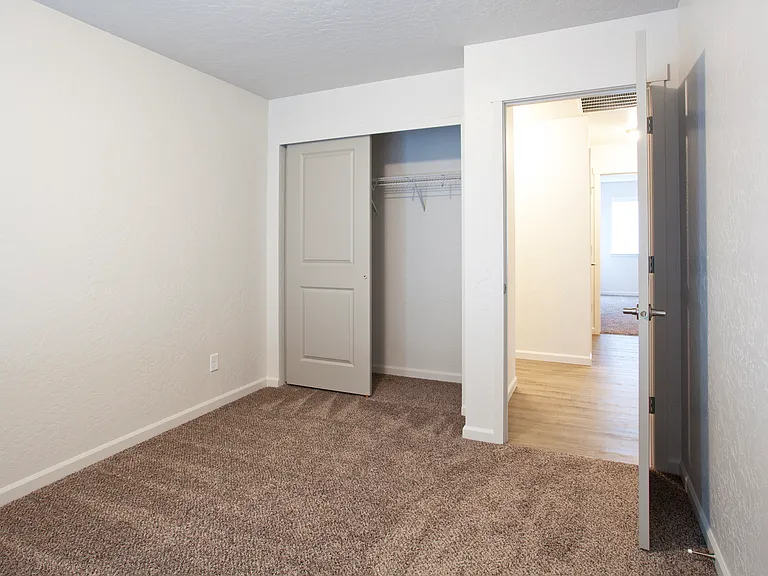 Orchard Land Duplexes — Photo 33