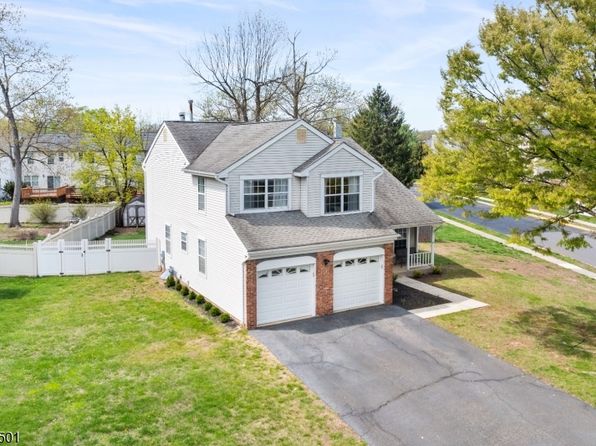 1 Cheddar Pl, Franklin Twp., NJ 08873