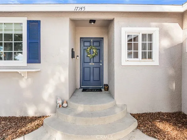 17145 Strathern St, Van Nuys, CA 91406