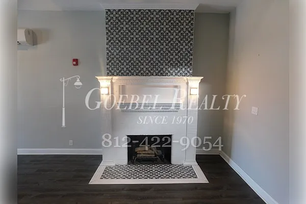 120 SE 1st St #2 — Photo 5