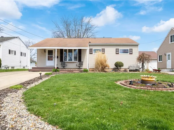 3745 Orchard St, Mogadore, OH 44260