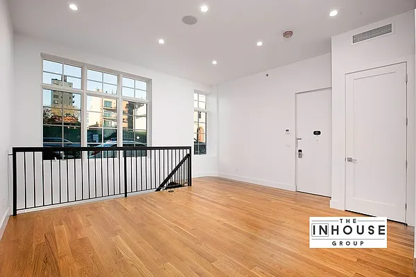 Sold by The In House Group | media 1