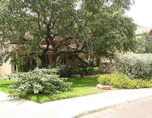 2nd image of 1210 SCENIC KNOLL