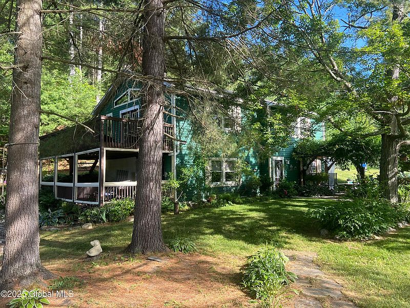 5th image of 609 Baron Way Lane