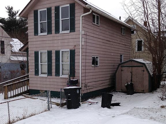 2nd image of 880 Johnston St