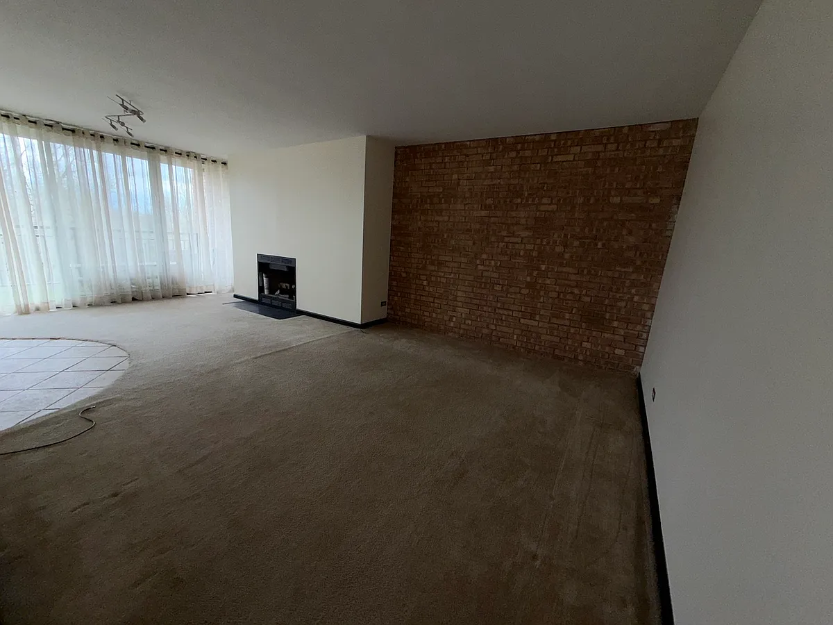 Building Photo - 6010 Oakwood Dr #5E