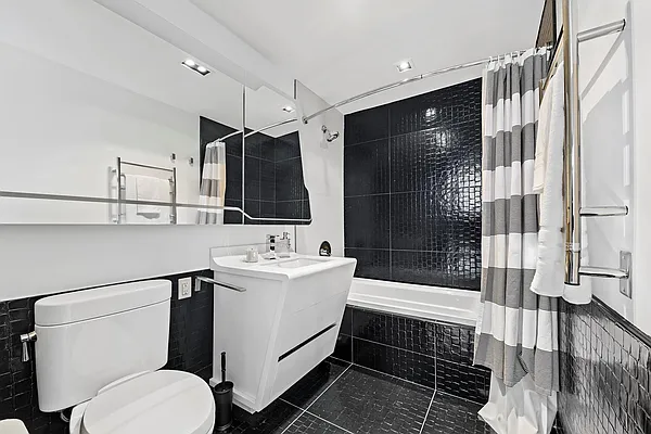 Rented by Peter Ashe | media 19