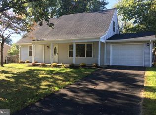 11 Millbrook Dr, Willingboro, NJ 08046