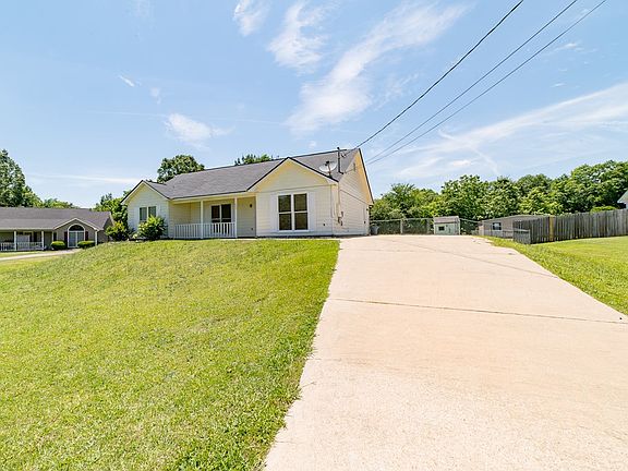 3rd image of 251 Lee Road 2051