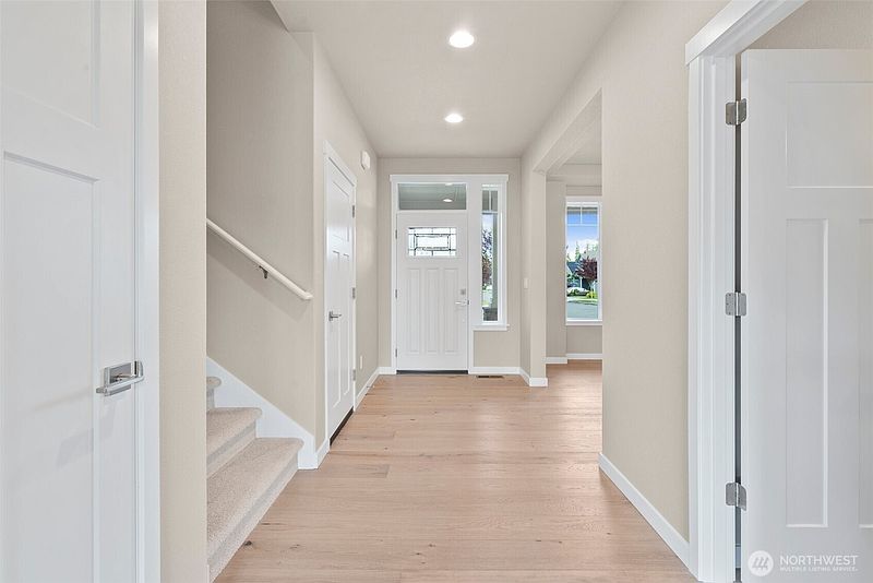 3rd image of 4707 Brielle Street SE