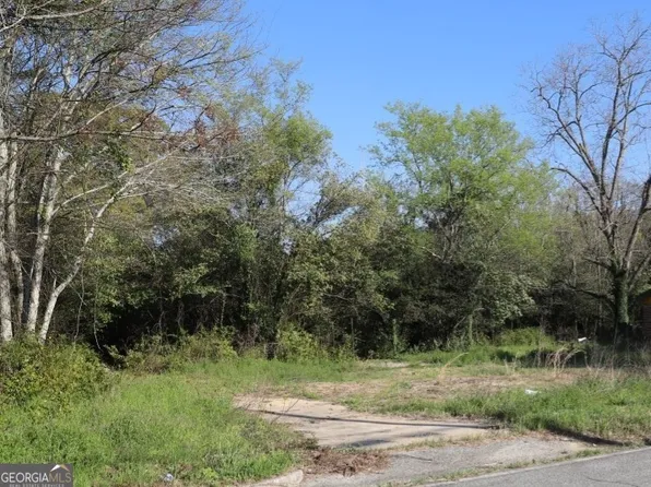 885 Bowman St, Macon, GA 31217