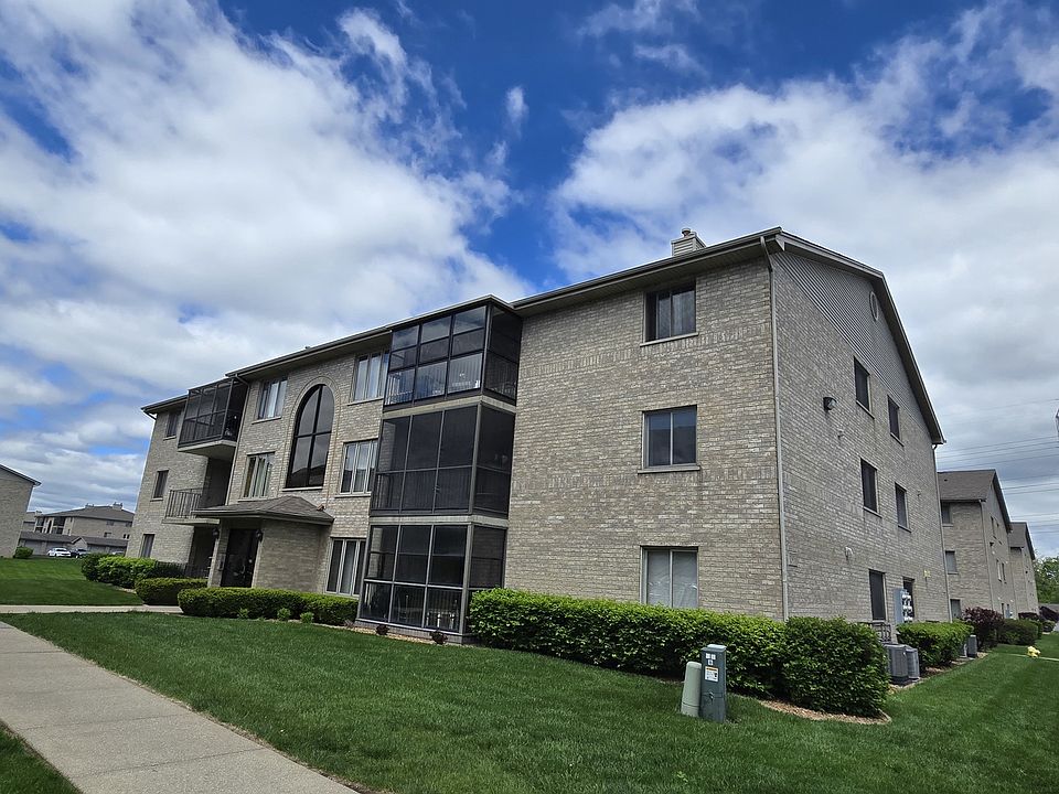 1st image of 13950 Lavergne Ave APT 907