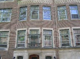 6906 S Oglesby Ave #3A, Chicago, IL 60649