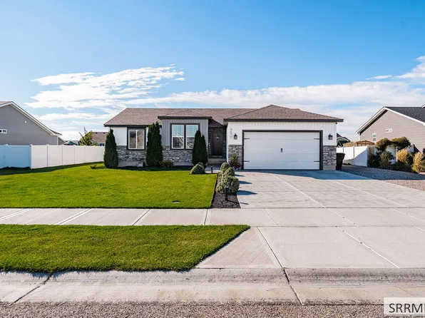 3577 N Barcelona Ave, Idaho Falls, ID 83401